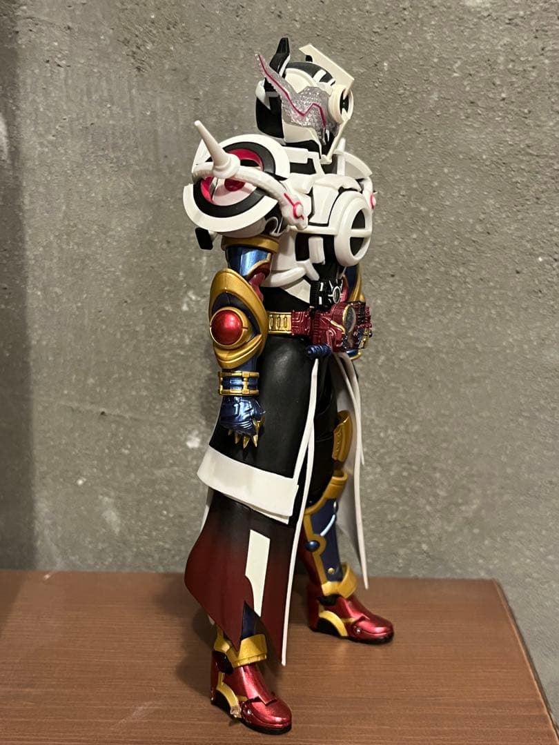 S.H.Figuarts 仮面ライダーエボル ブラックホールフォーム