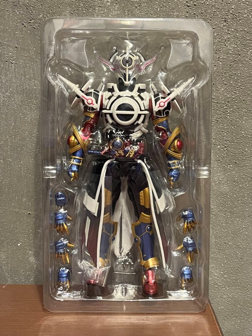 S.H.Figuarts 仮面ライダーエボル ブラックホールフォーム