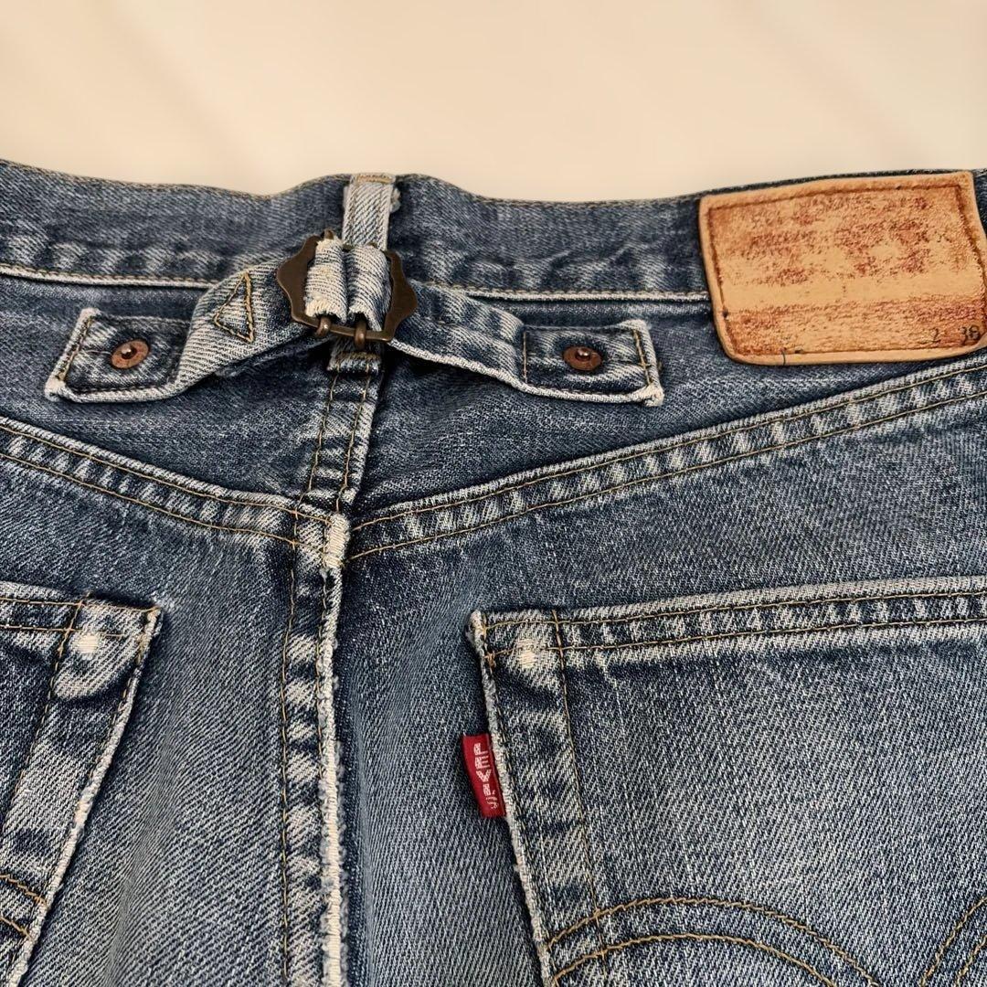 Levi's ストレートデニム ブルー702-xx - メルカリ