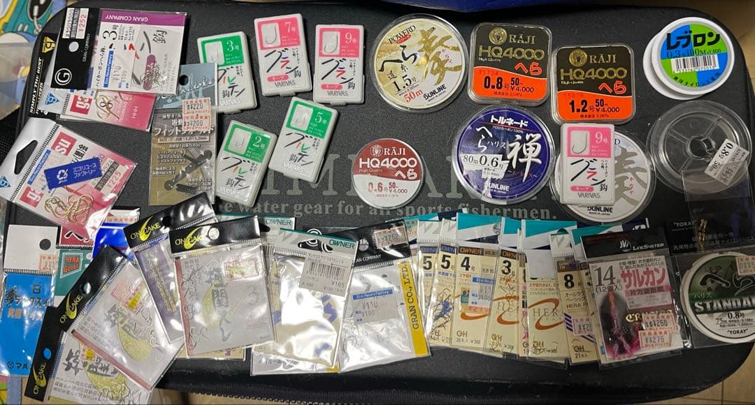 m*4様 ヘラブナ野釣り用品、ウキ、ハリ、エサ、ウキ、大量セット