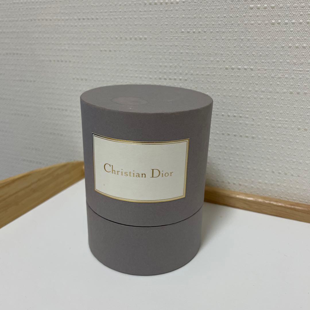 Dior キャンドル メゾン クリスチャン ディオール」から1.5kgのラグジュアリーサイズ