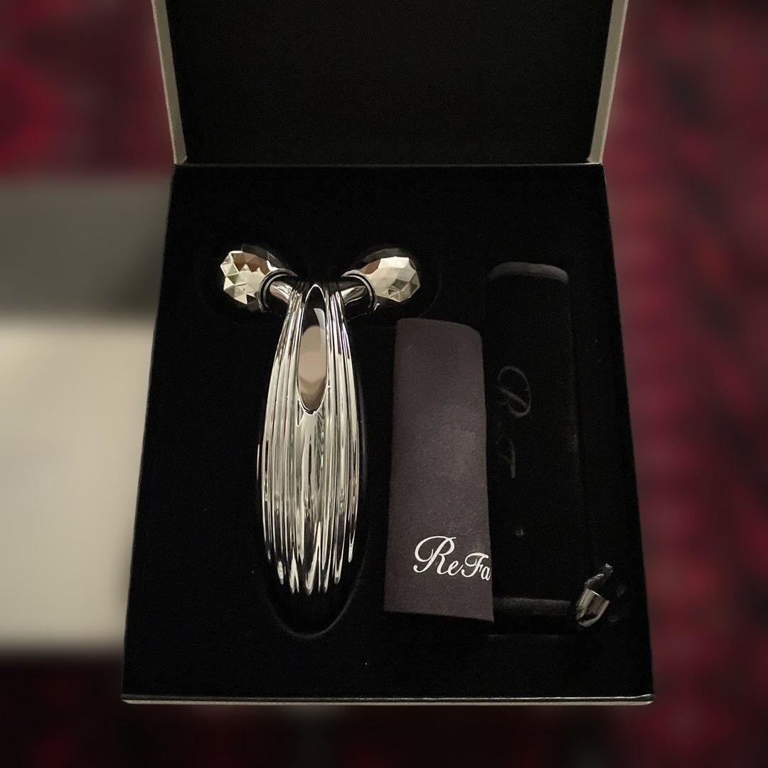 Refa リファ 美顔器 美顔ローラー カラットレイ CARATRAY シルバー Amazon.co.jp: ReFa CARAT RAY リファカラットレイ 美容ローラー 美容