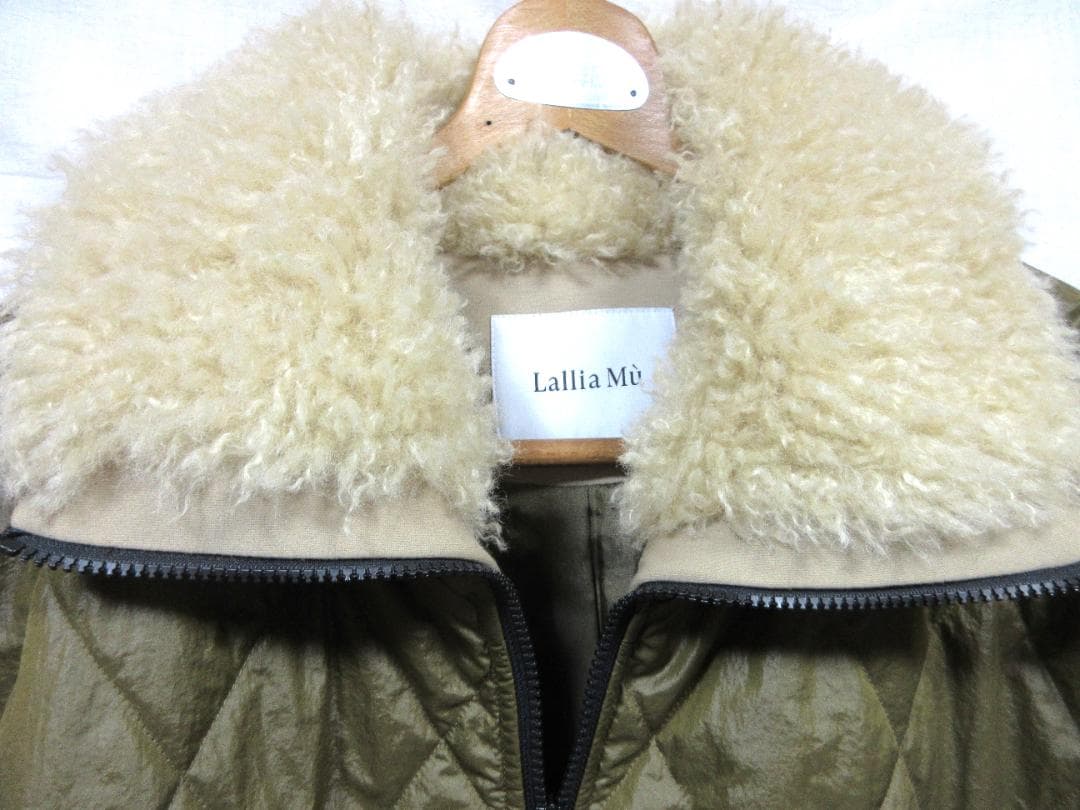 Lallia Mu ラリアムー ボア襟 ナイロン キルティング 中綿 ポンチョ