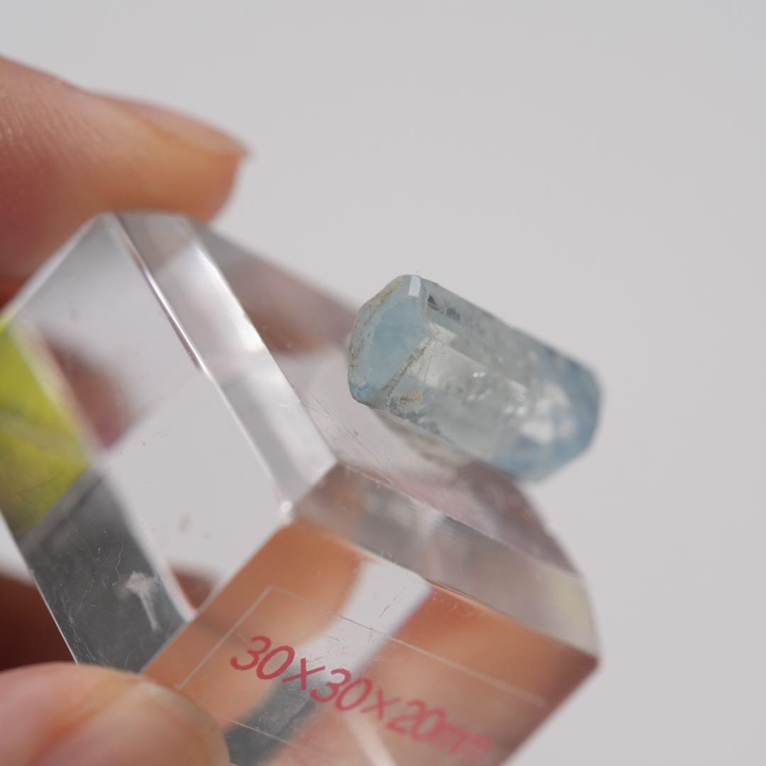 【激レア】【両錐結晶】アルカリベリル(アクアマリン) 23×8×5.5mm