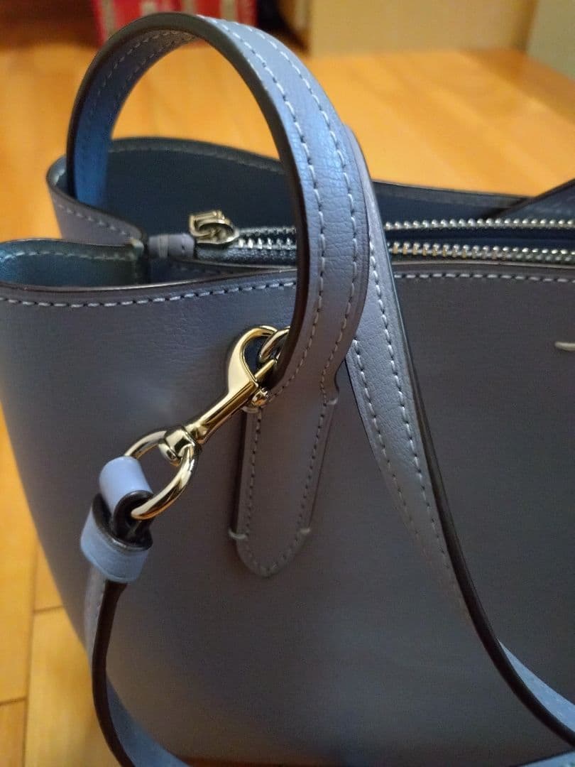 COACH ライトブルー ショルダーバッグ