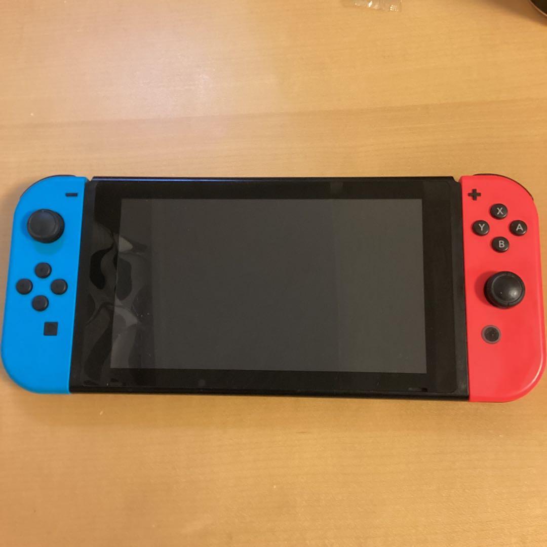 Nintendo Switch 本体 青と赤 - メルカリ