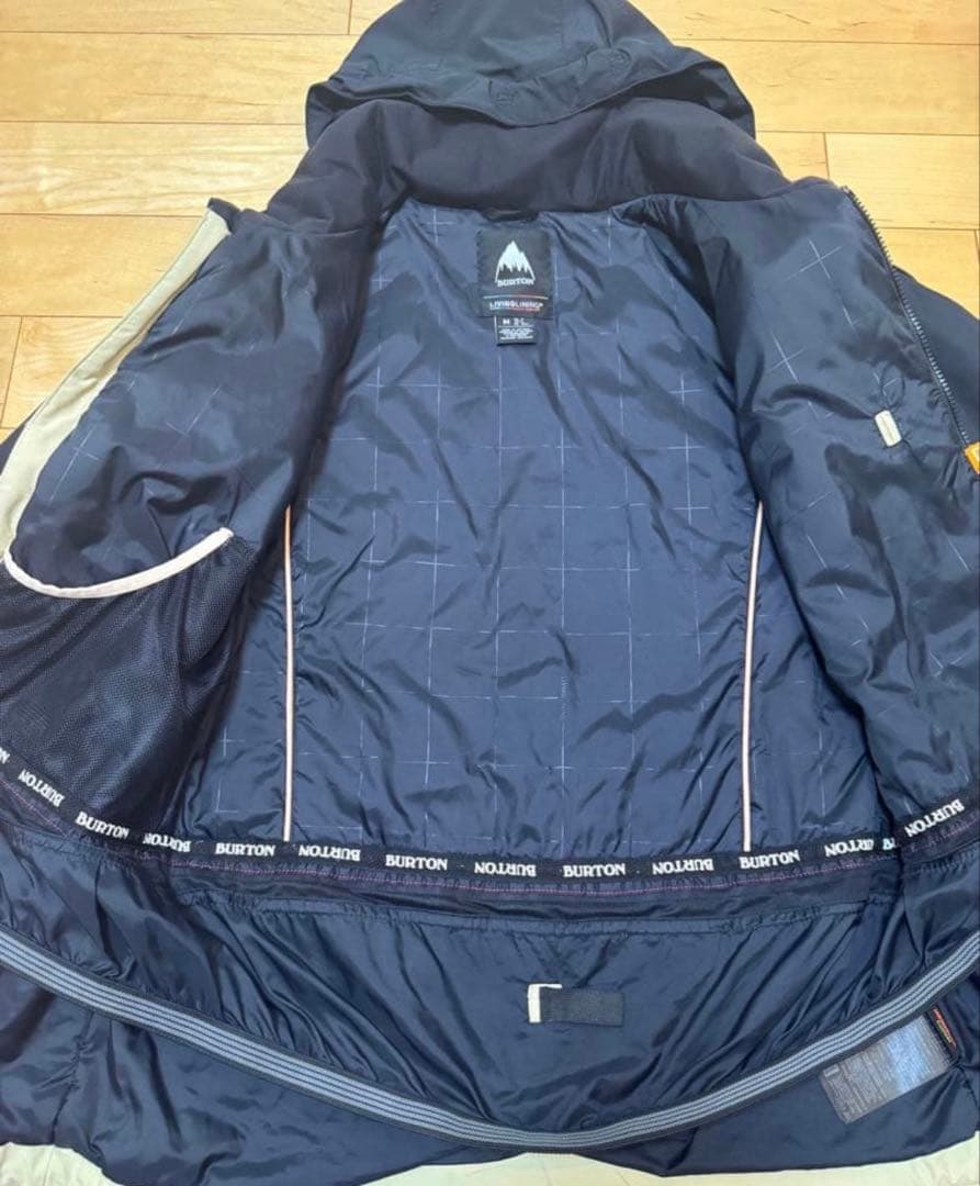 BURTON スノーボードジャケット M 黒/ベージュ - メルカリ