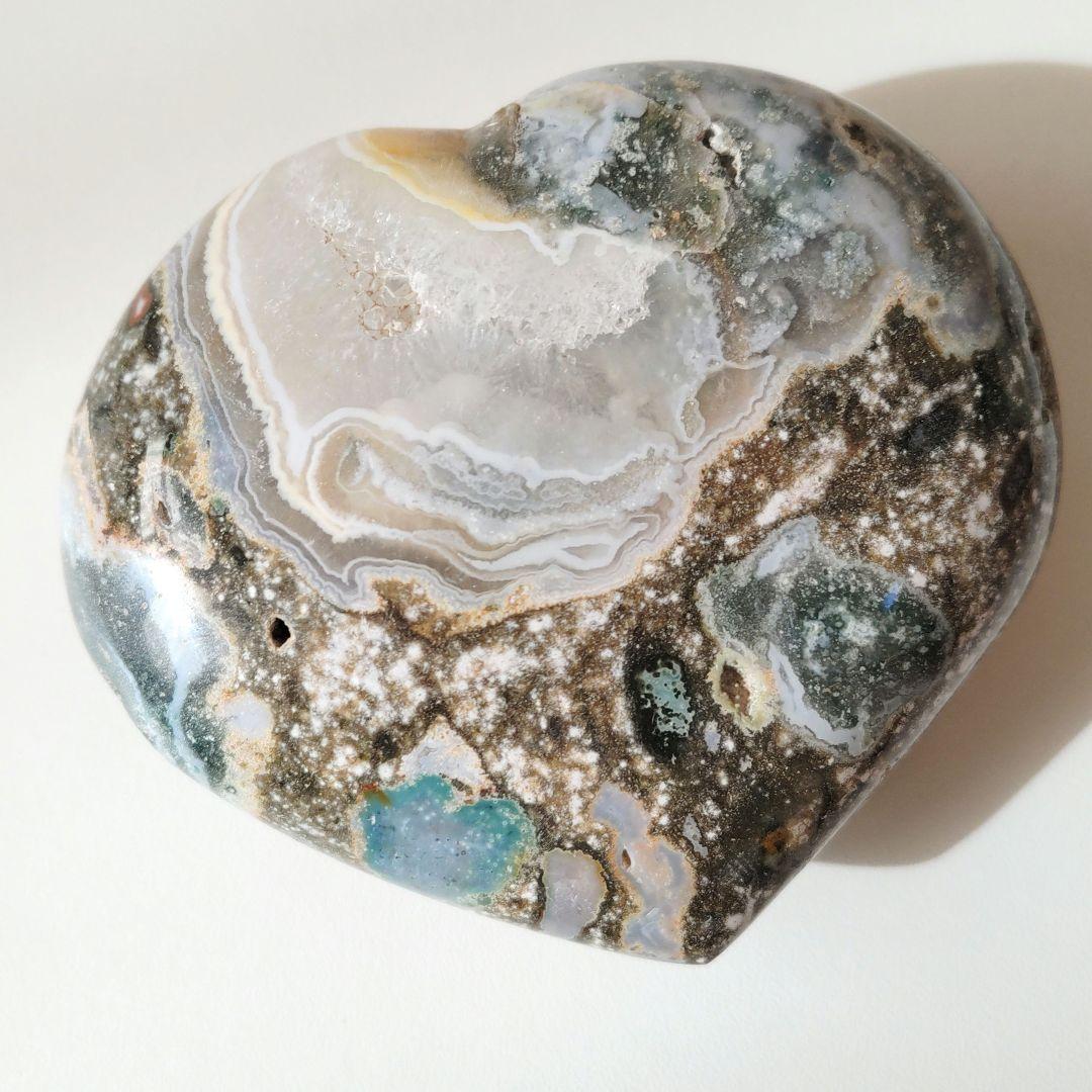 オーシャンジャスパー　ハート（大）　　　台座セット ハート（HEART）ボックス（L）、ポリッシュ仕上げのステンレススティール製