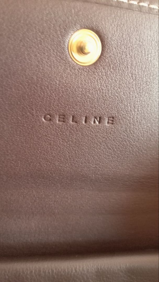 CELINE 二つ折り財布 ロゴパターン未使用品|mercariメルカリ官方指定