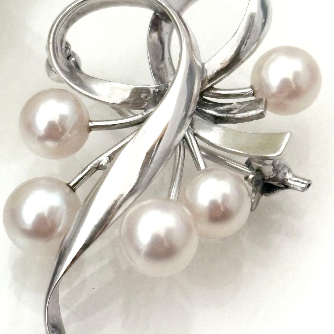 444【ミキモト】シルバー パール 5珠 ブローチ 皇室御用達ブランド