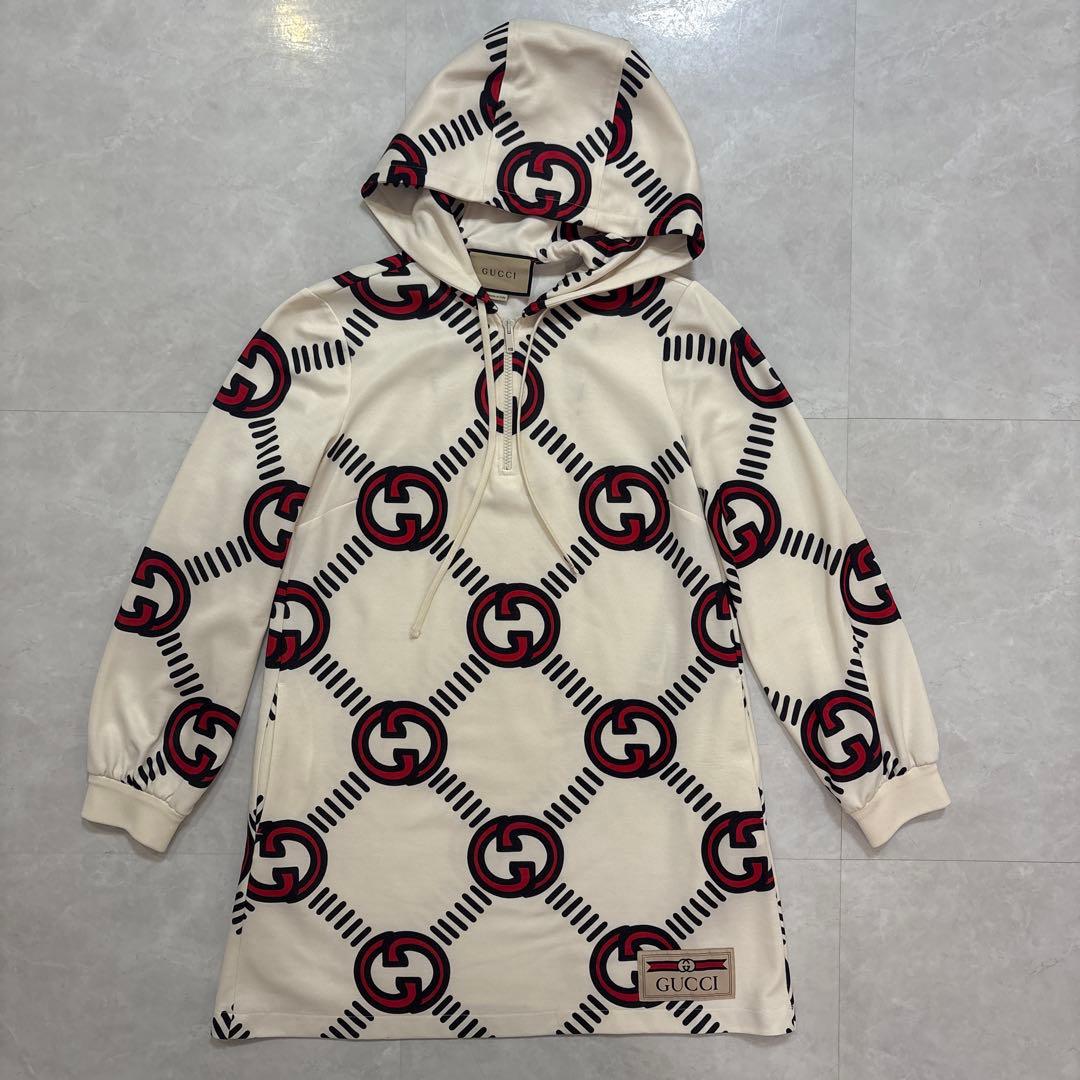 GUCCI フード付き ワンピース GUCCI ワンピース ブラック レッド