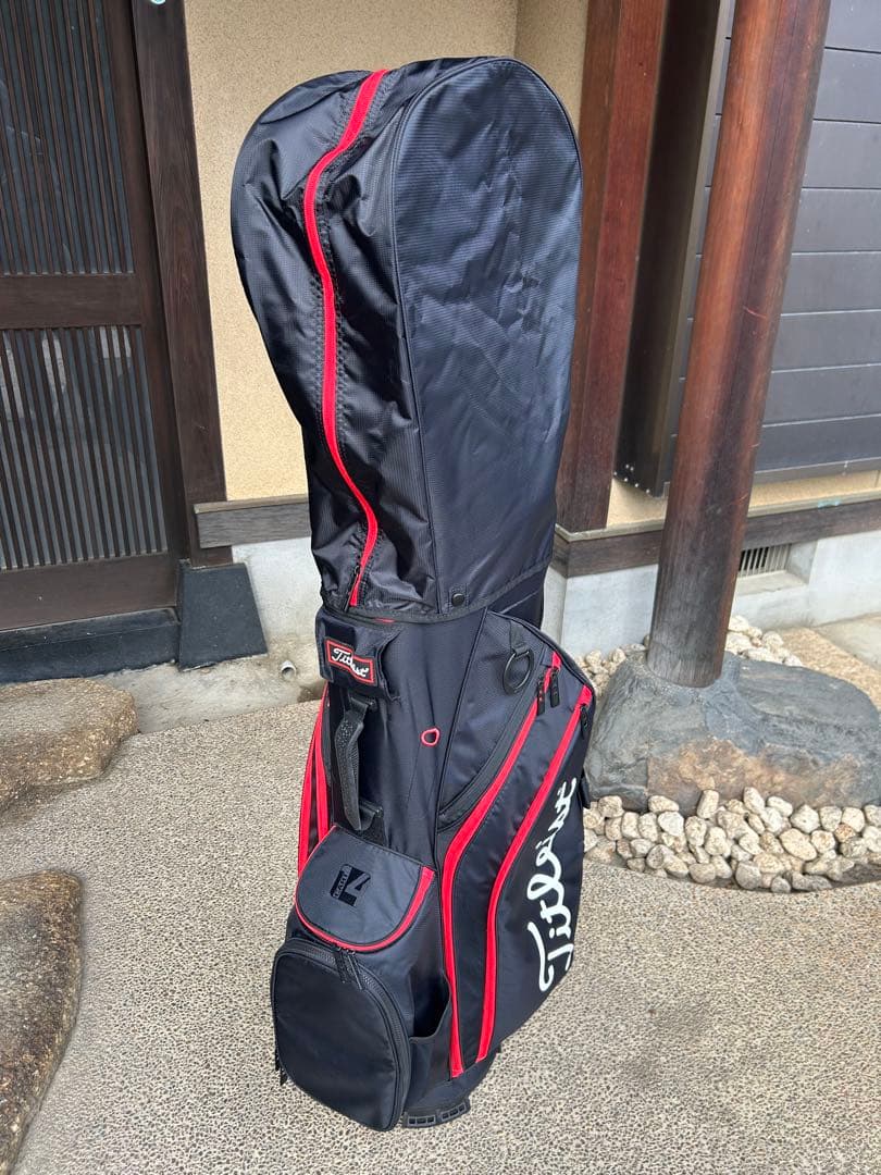 Titleist ゴルフバッグ ブラック/レッド 14分割