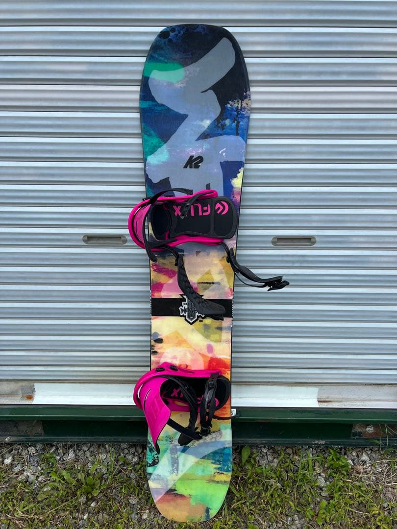 VOLKL スノーボード カラフルデザインFANATIC】カラフルなスノーボード