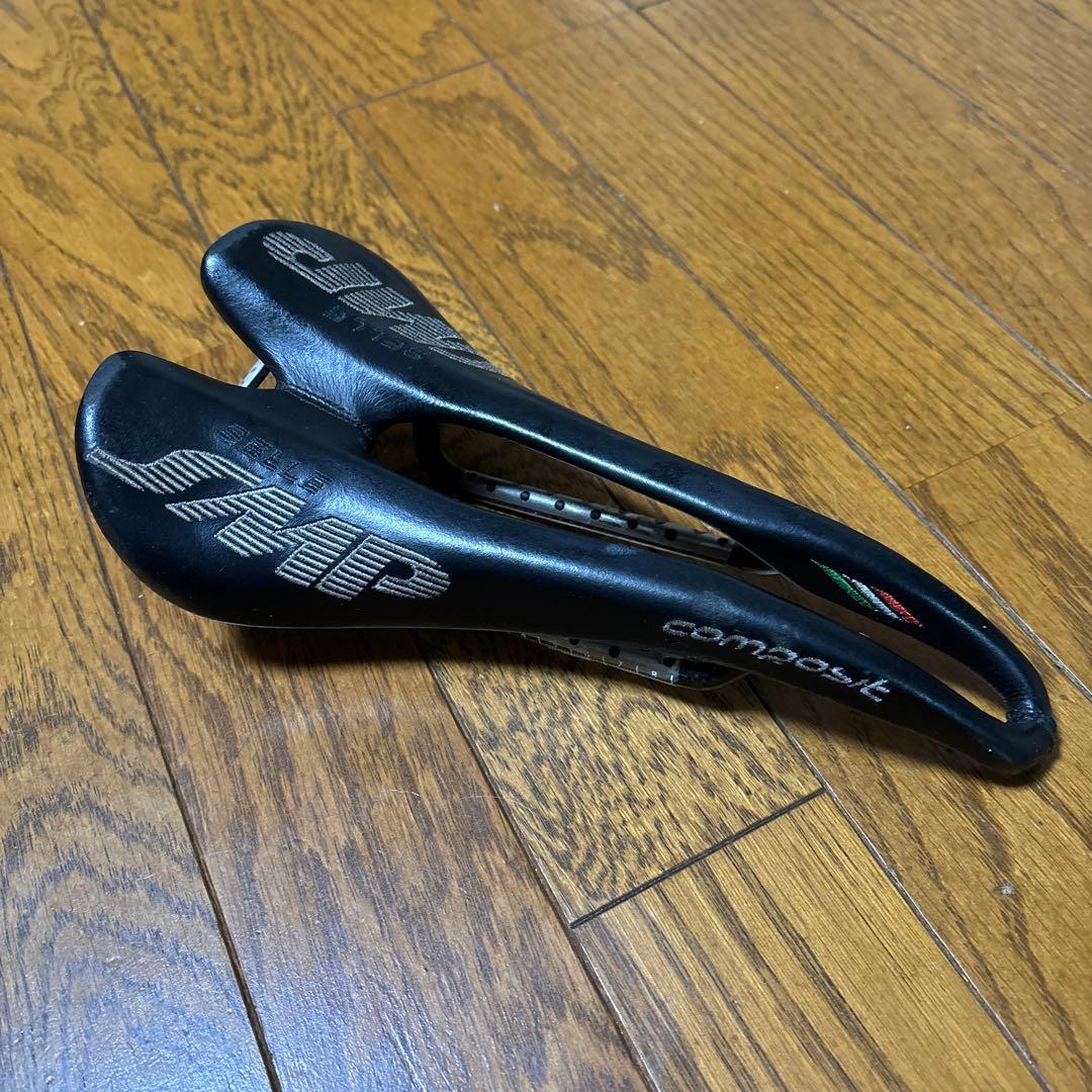 SELLE SMP composit カーボンレール