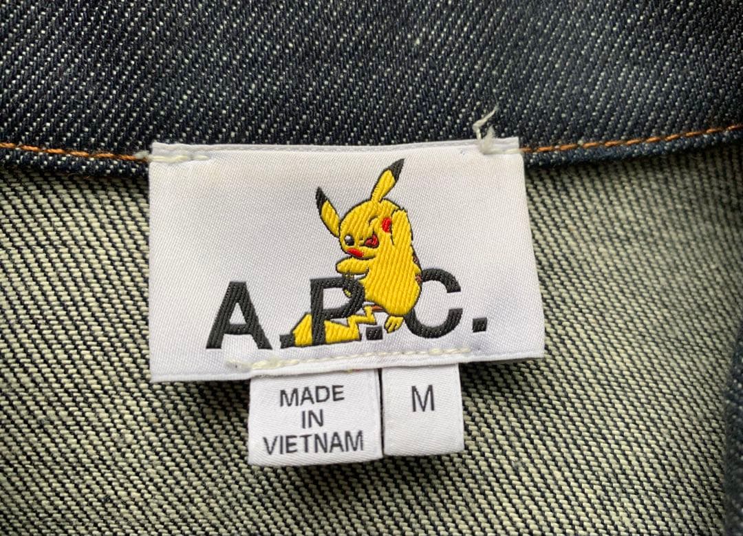 未使用品】A.P.C. デニムジャケット ポケモン ピカチュウ - メルカリ