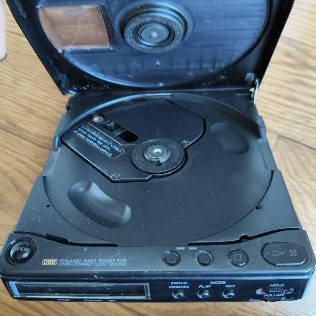 SONY Discman D-90 ポータブルCDプレーヤー ディスクマン