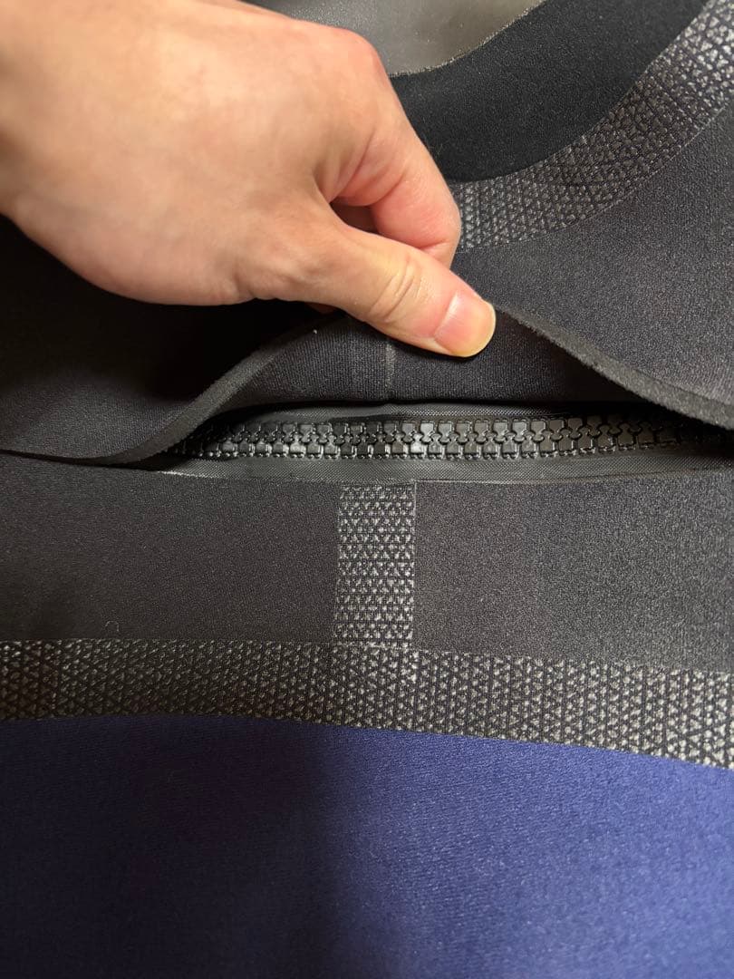 MOBBY'S ドライスーツ(未開封) 購入価格212,300円　現在保留中