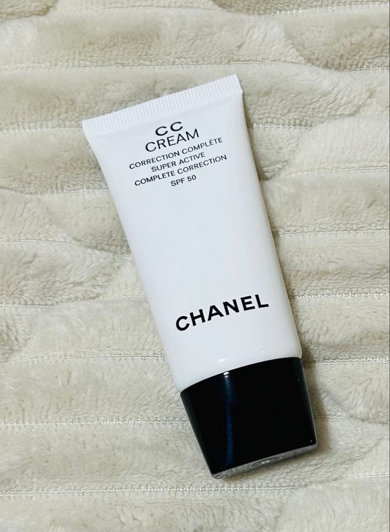 CHANEL CC CREAM 10 BEIGE 30ml CHANEL CC CREAM 10 BEIGE SPF 50 30ml