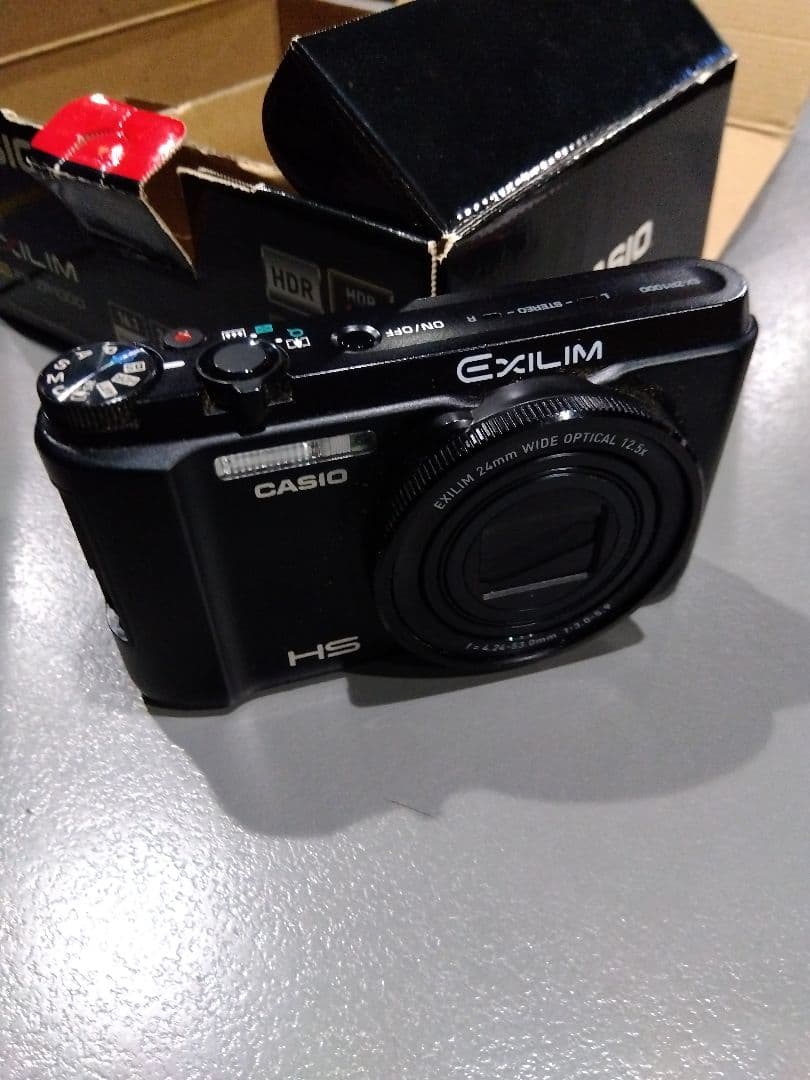 D591 CASIO EXILIM HS EX-ZR1000 デジカメ 完動品