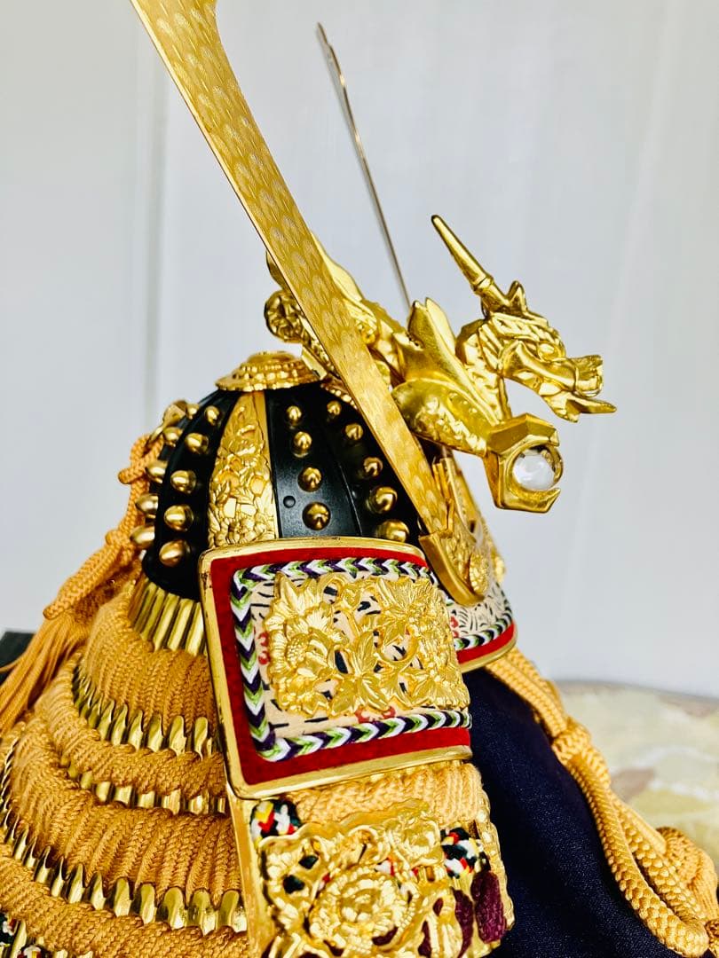 美品】五月人形 12号 平安武久作 兜飾り 金 ゴールド - メルカリ