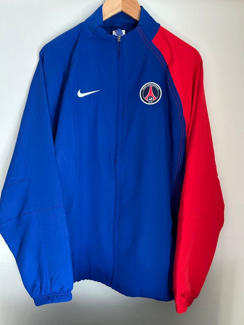 Nike PSG アンセムジャケット　Lサイズ PSG PARIS SAINT-GERMAIN NIKE 2020/21 FOOTBALL ANTHEM JACKET SIZE