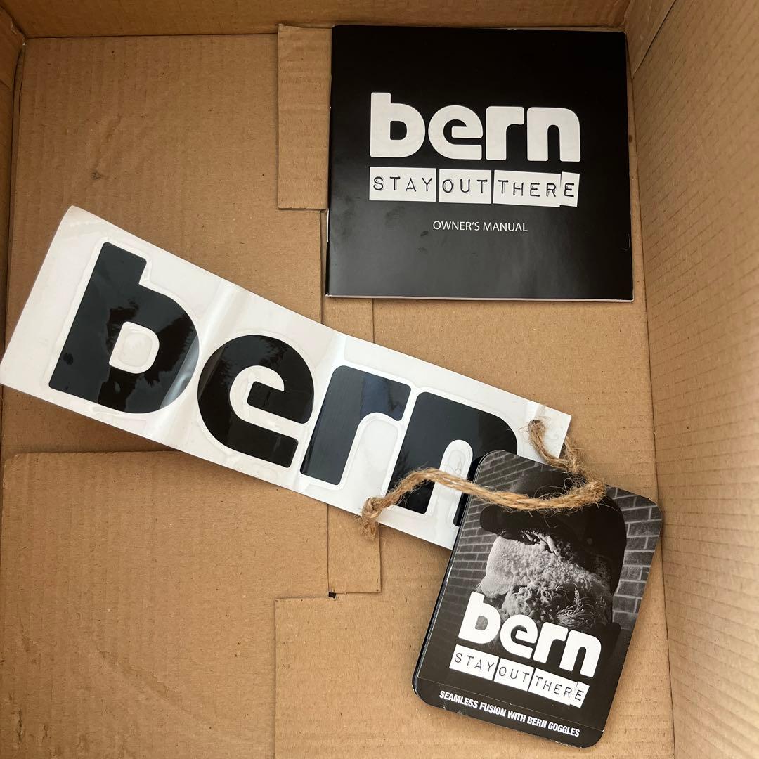 bernヘルメット／LENOX レディース／54〜55.5cm