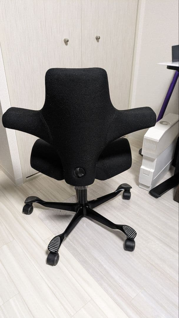 HAG Capisco カピスコ オフィスチェア 布張り ブラック - メルカリ