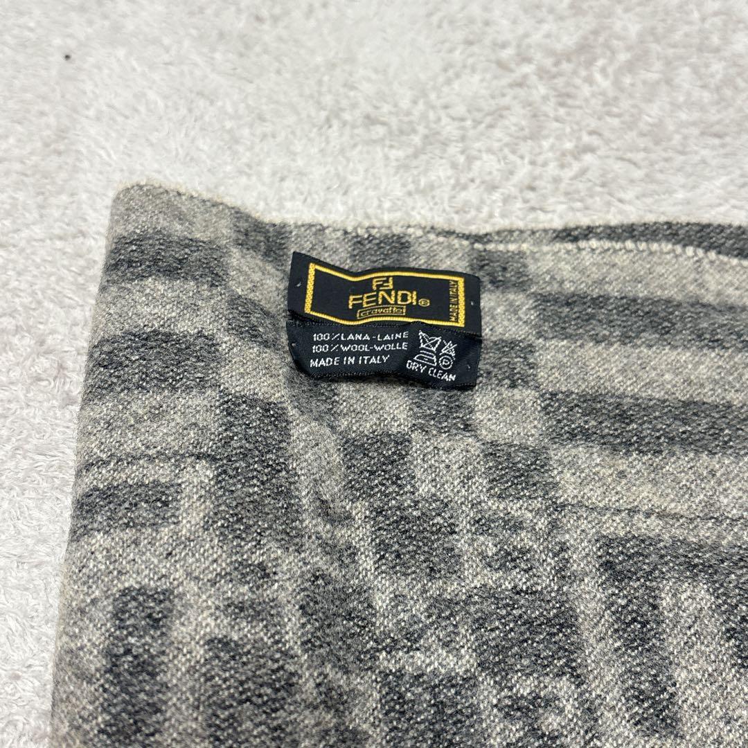 ⭐️24時間セール⭐️フェンディ FENDI ズッカチェック柄 マフラー
