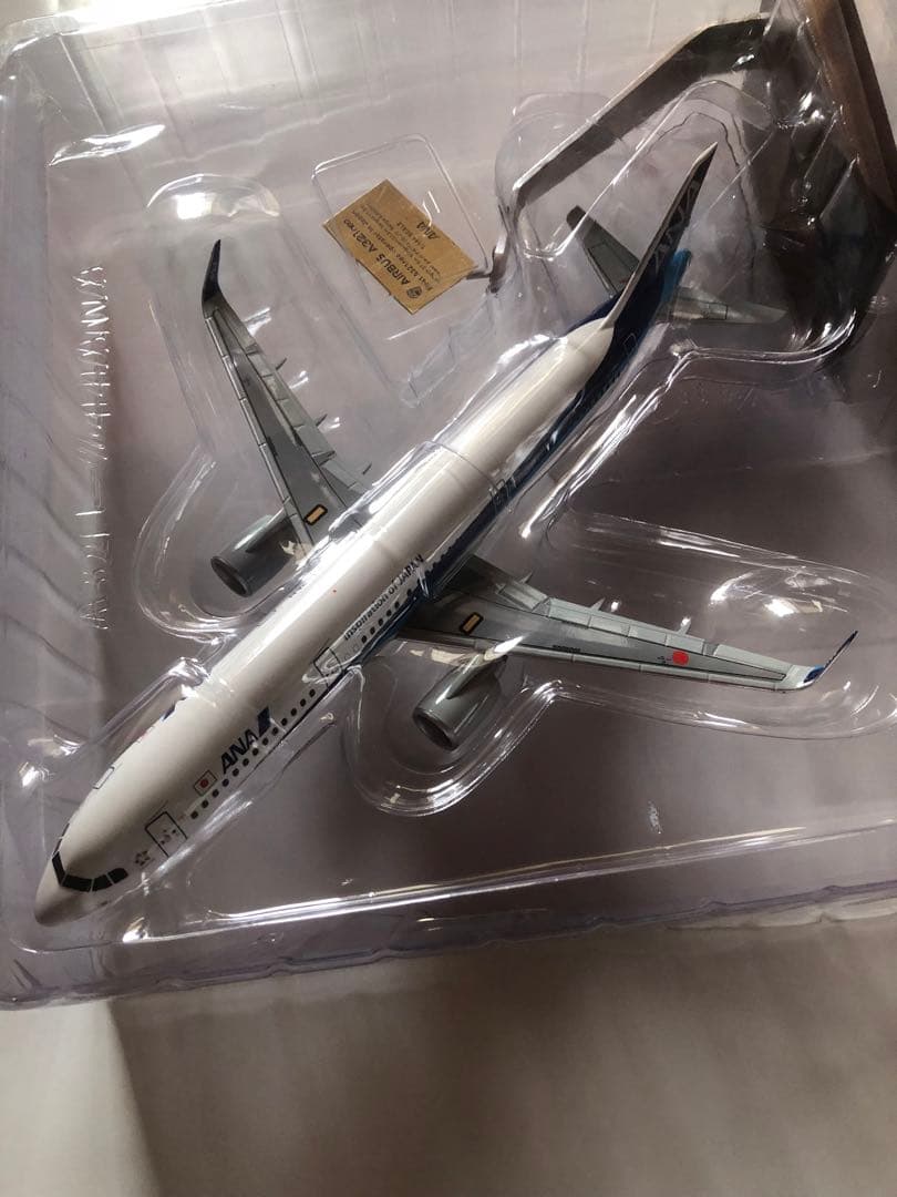 全日空商事 1/144 ANA A321 neo Solid model