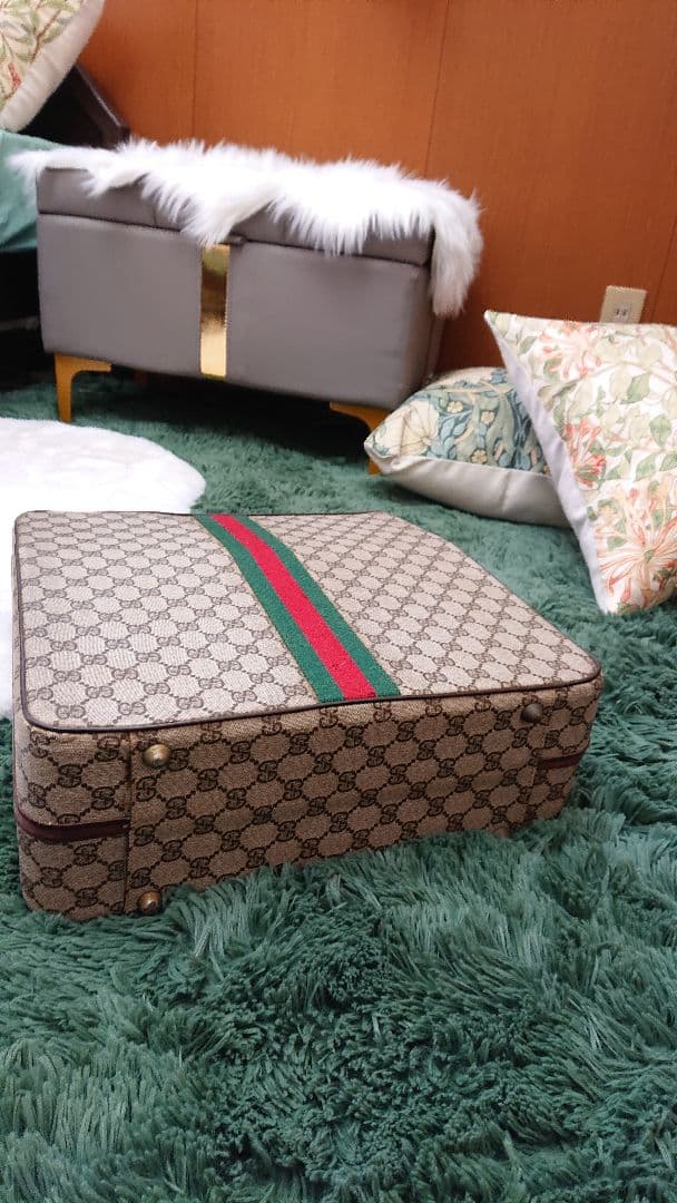 ジャンク オールドグッチ オリベッティタイプライターケースのみ