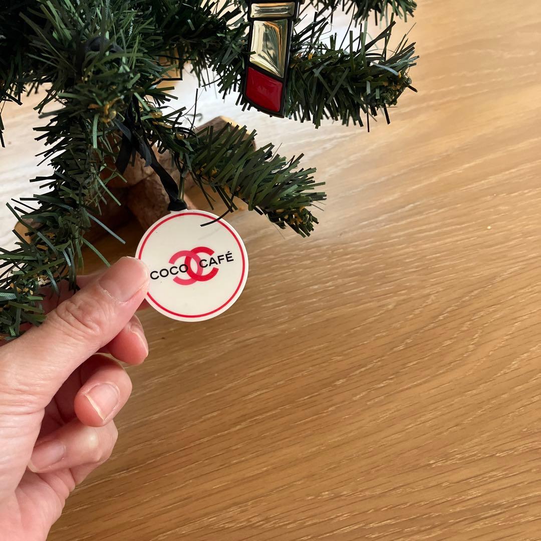 CHANEL クリスマスツリー チャーム ノベルティ - メルカリ