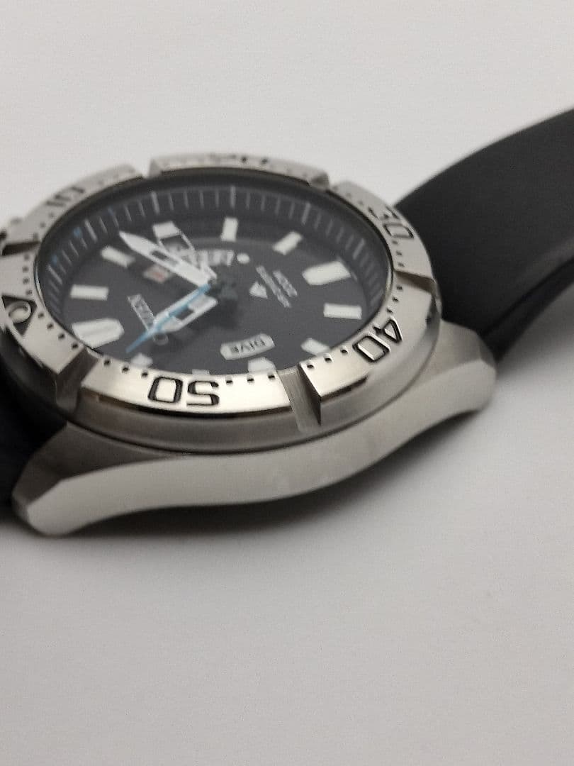 人気モデル シチズン プロマスター ダイバー機能 電波ソーラー H112