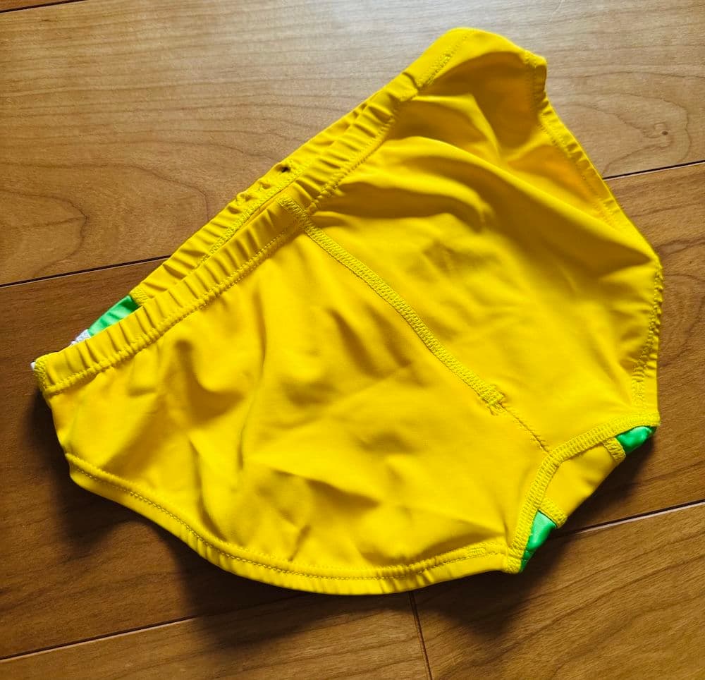 美品】SPEEDO RQ632 イエロー×グリーン ライフセーバー 競パン - メルカリ