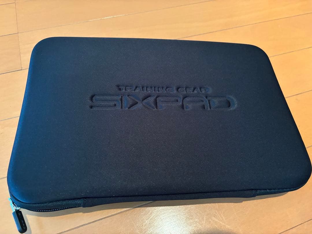 Sサイズ　SIXPAD シックスパッドパワースーツライトアブズコントローラー付 Amazon.co.jp: SIXPAD シックスパッド パワースーツ アブズ 専用
