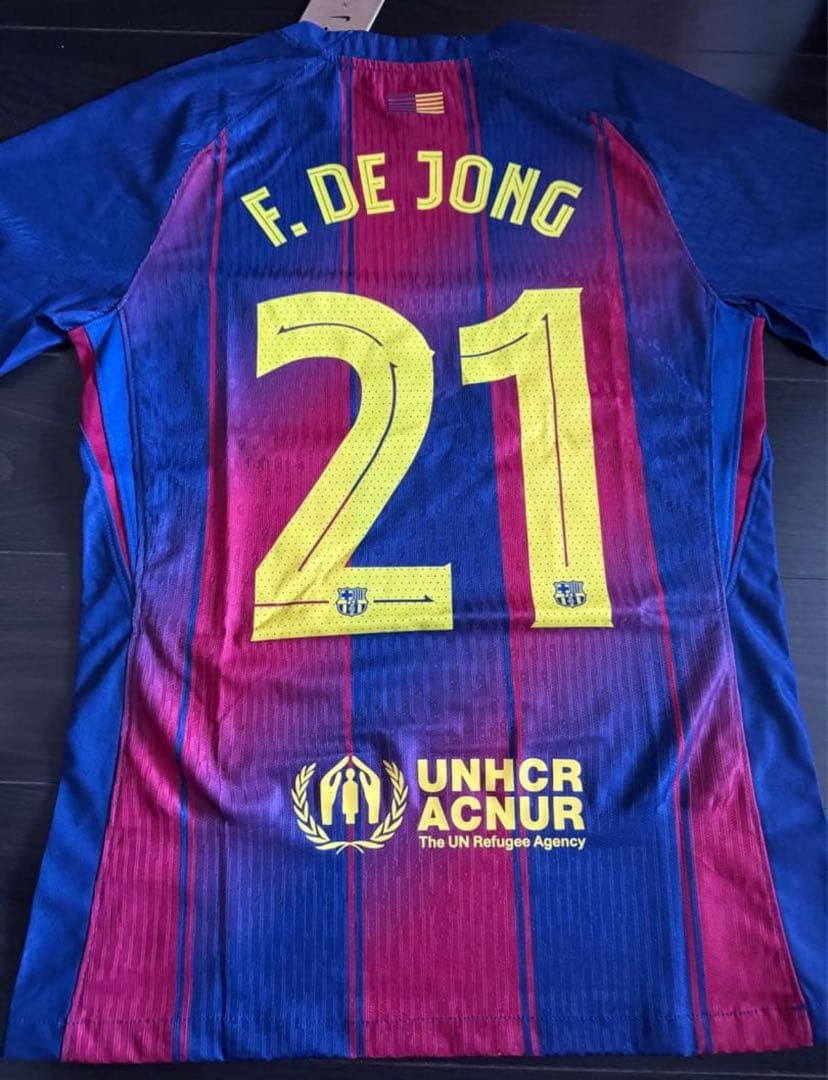 FCバルサ 25-26シーズン ホームユニフォーム 背番号21フレンキーデヨング FCバルセロナ 25-26 ホーム 半袖レプリカユニフォーム 21.デ・ヨング