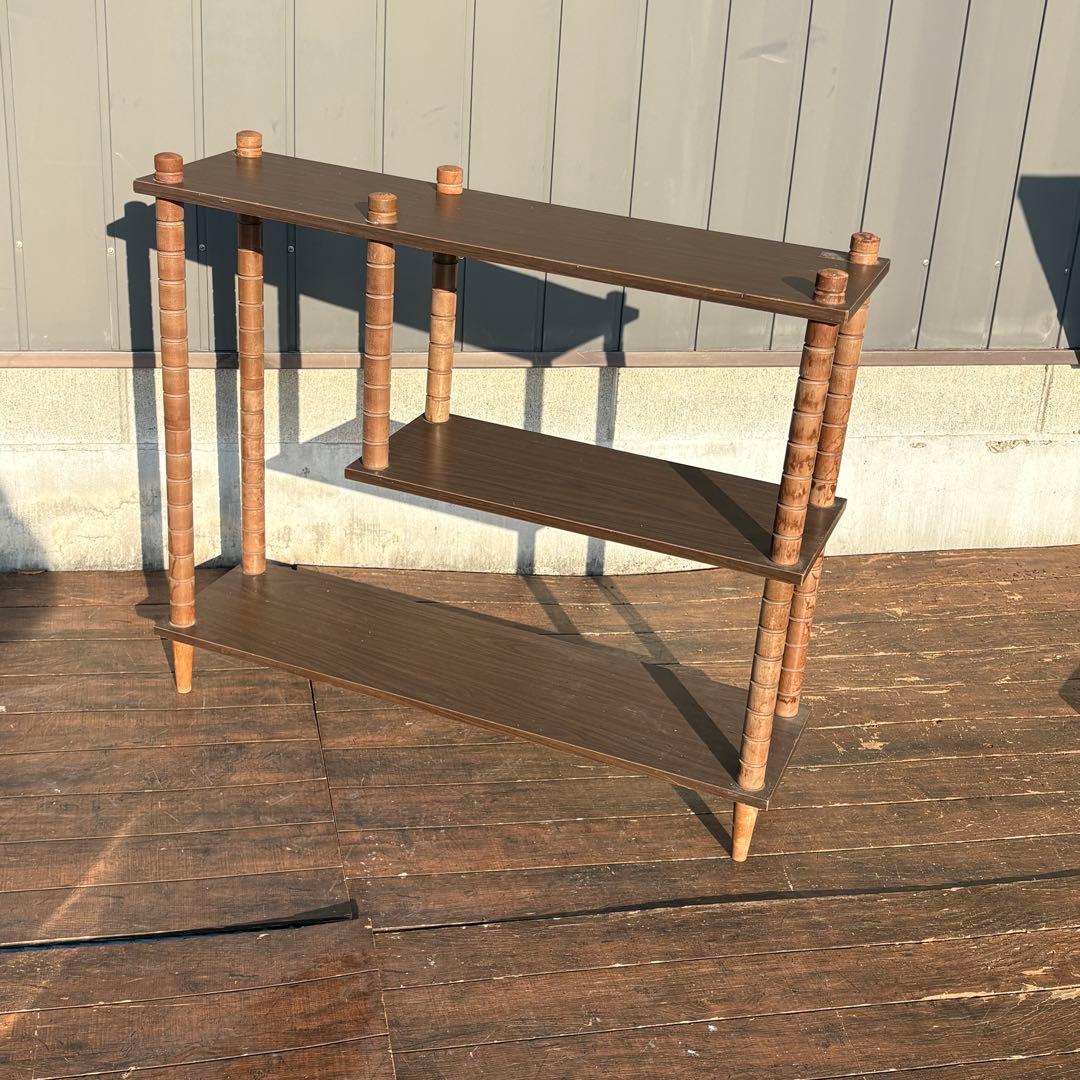 昭和レトロ ミッドセンチュリー 3段 木製階段ラック 飾り棚 古道具 古家具 昭和レトロ ミッドセンチュリー くさび型 楔棚 木製オープンラック