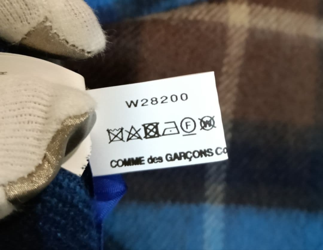 コムデギャルソンシャツ』×『ロキャロン』コラボ 大判ウールストール