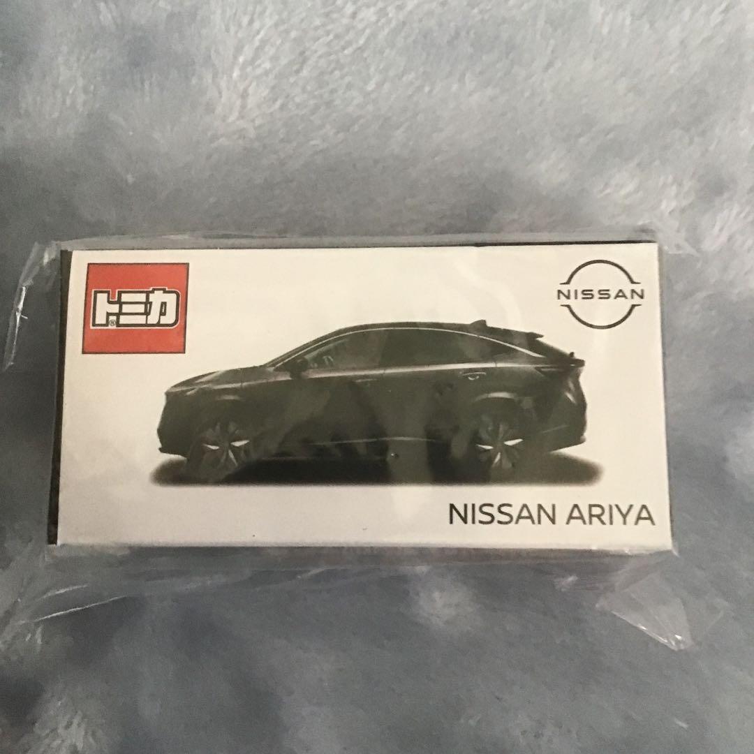 トミカ 日産オンラインミニカーセット 6台の通販はau PAY マーケット