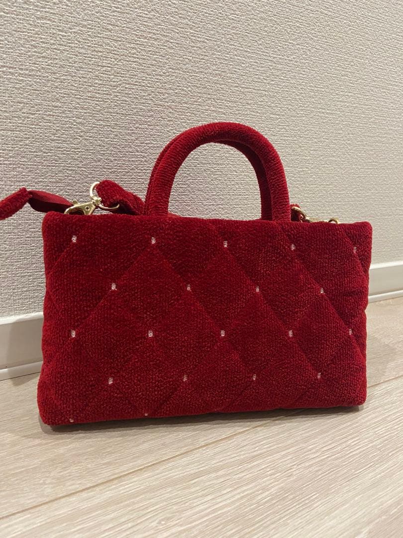 限定完売品 フェイラー ユニ ショルダーバッグ レッド - メルカリ