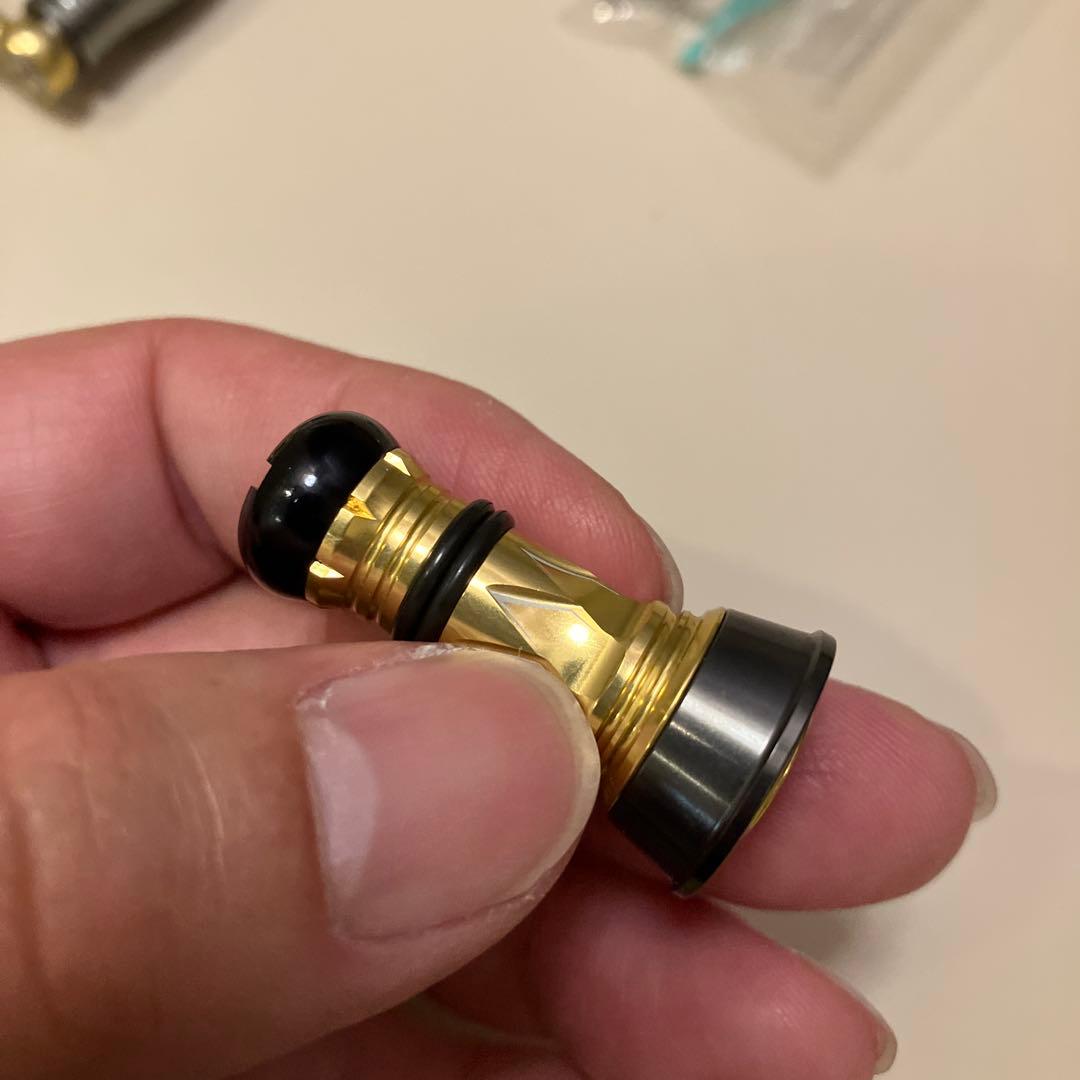 美品 ダイワ用 DLIVE 65mm トーナメントモデル ハンドル