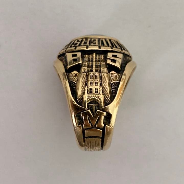 1970年代 ミシガン大学カレッジリング 10K 18号 - メルカリ