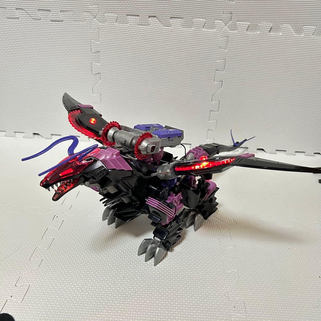 完品 旧ゾイド ギルベイダー メカ生体版 昭和版 発光・動作確認済
