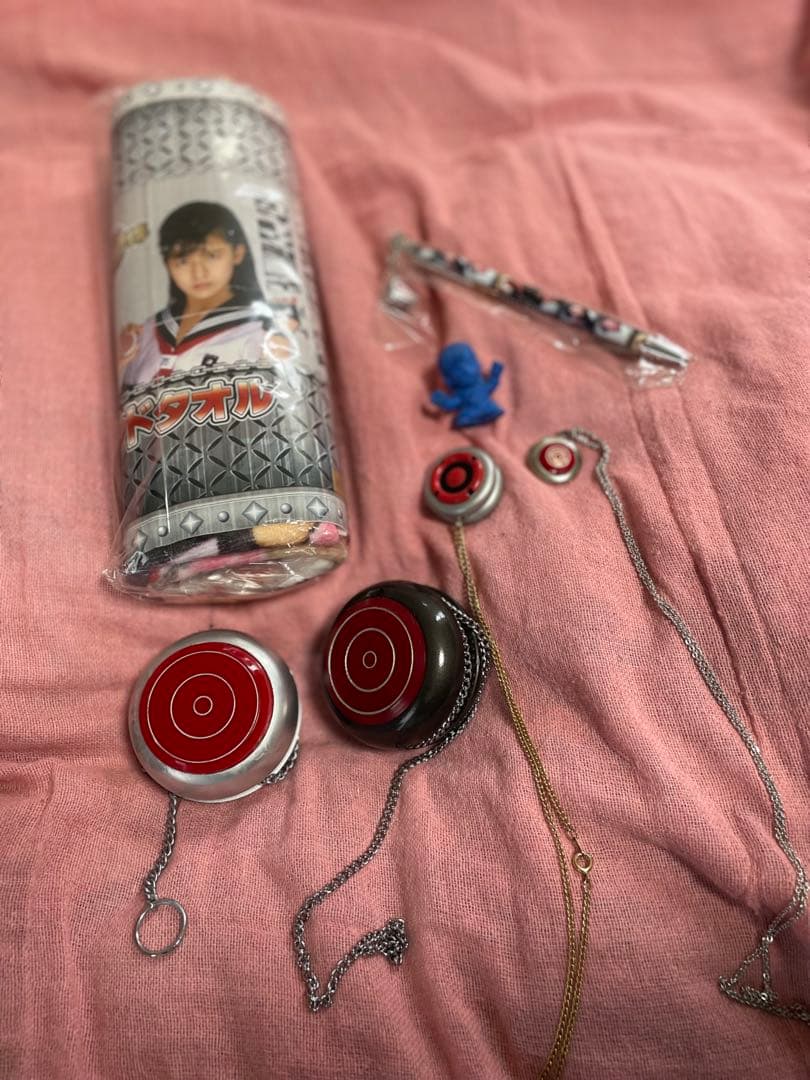 スケバン刑事　ヨーヨー　ペンダントなど　斉藤由貴、南野陽子、浅香唯 斉藤由貴・南野陽子・浅香唯 『スケバン刑事』歴代キャストが集結