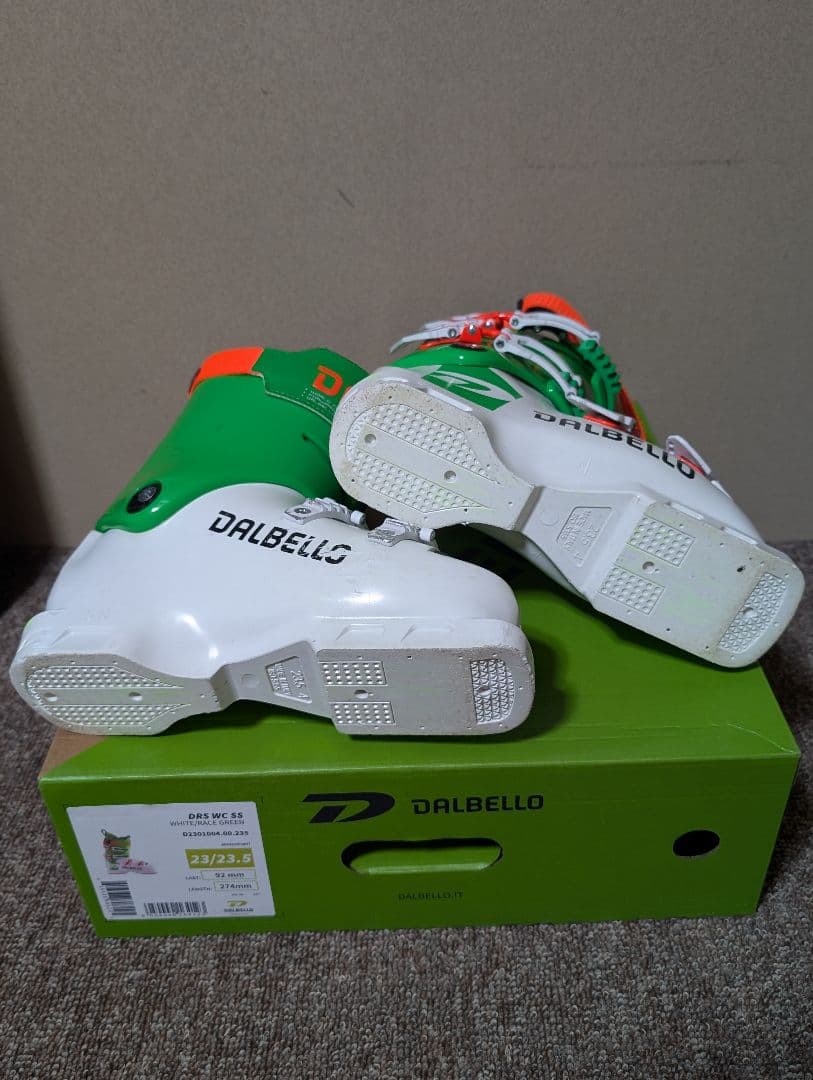 23/24 DALBELLO DRS SS 23.5cm 定価は120,000円