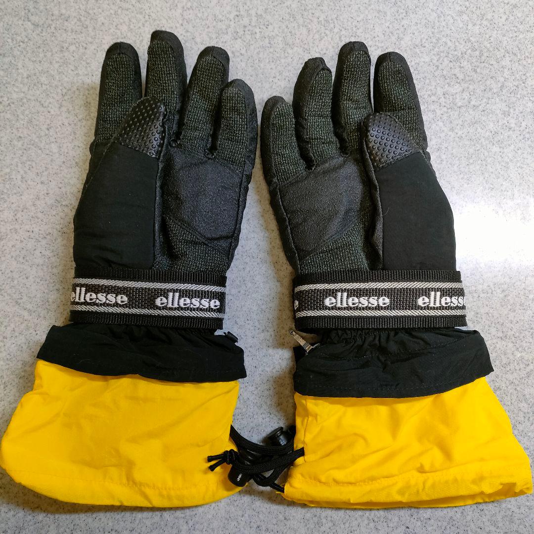 3点セット】ellesse エレッセ ウェア 上下セット+グローブ（収納袋付）