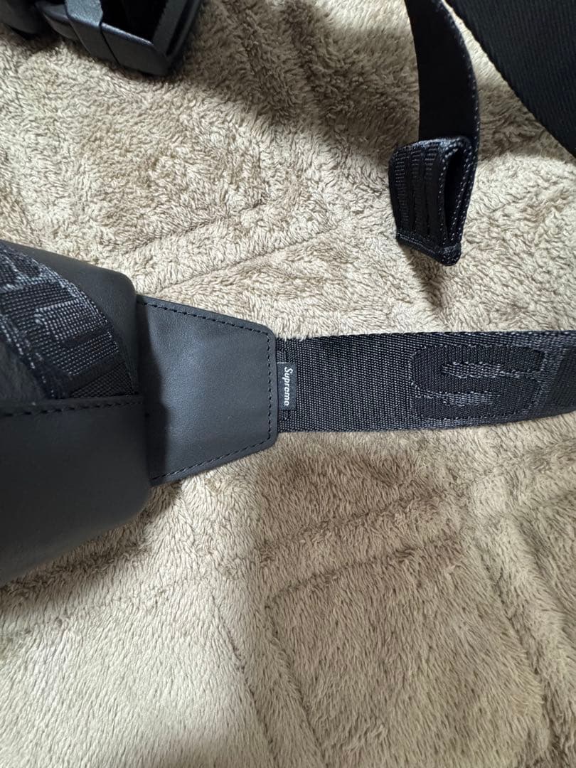 ヨ*カ様 Supreme Leather Waist Bag \"Black\" (