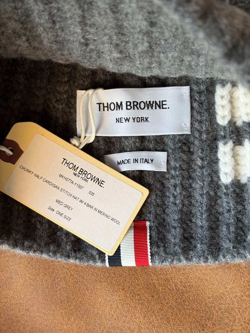 新品 《THOM BROWN》　トムブラウン　ニットビーニー　グレー