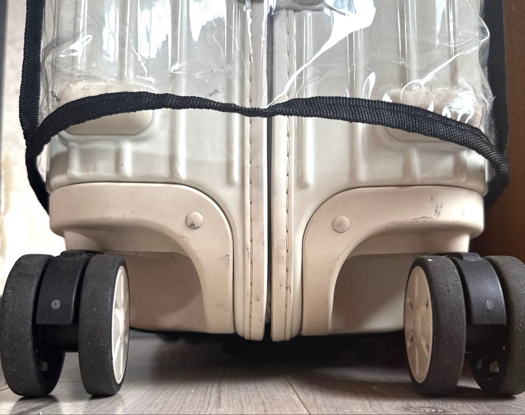 リモワ サルサ ユナイテッドアローズ別注 エクリュ 63L 4輪 美品