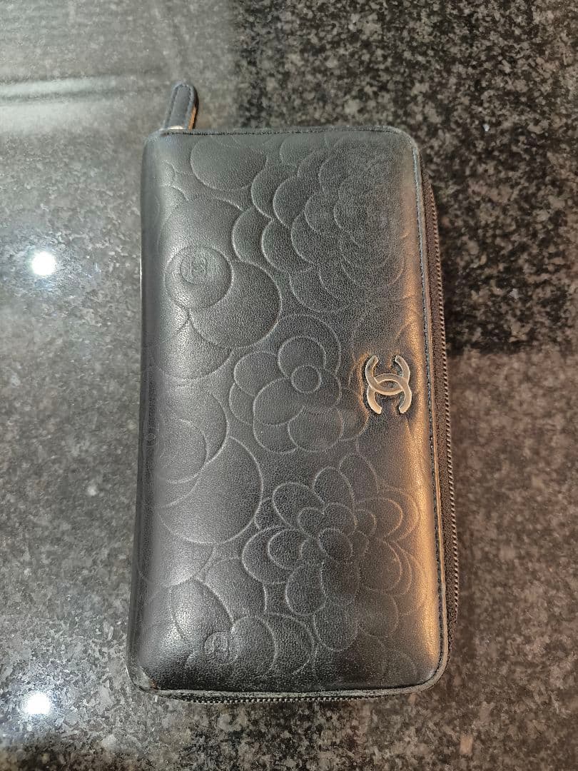 CHANEL フラワーエンボス ブラック長財布 ベストセラー 商品