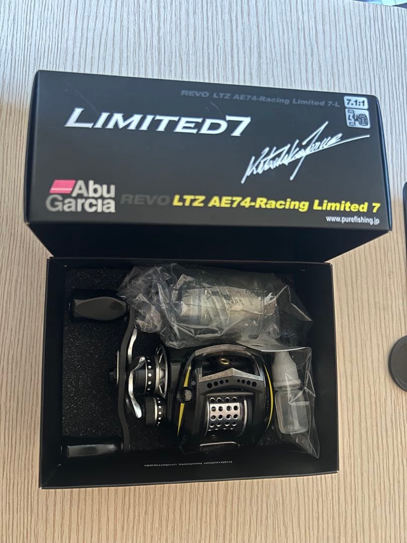 今江克隆　アブガルシア　レボ　LTZ AE74-Racing Limited 7 アブ・ガルシア ambassadeur Revo LTZ AE74-Racing Limited7 (右